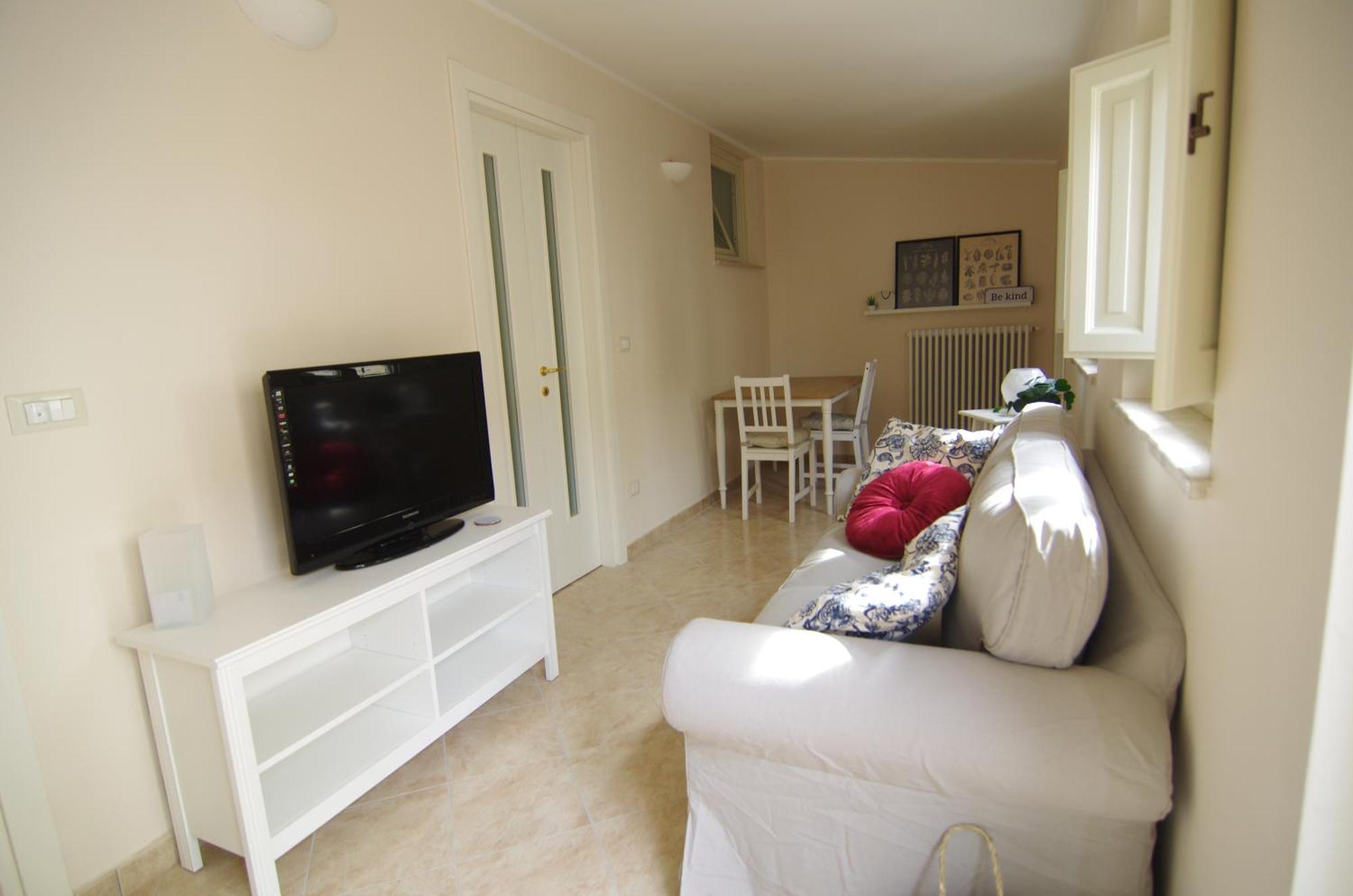 Cozy House Con Corte Privata In Centro Storico Aq LʼAquila Zewnętrze zdjęcie